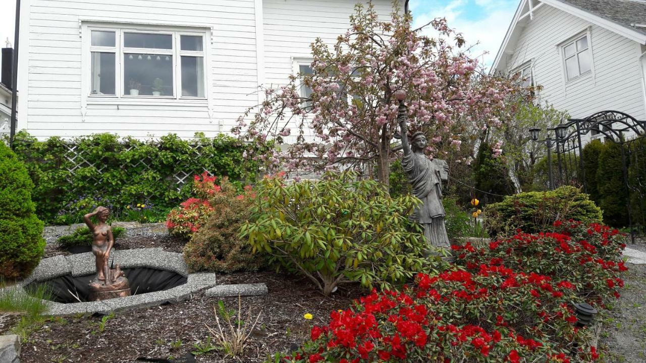 Volda Huset Pa Hauenヴィラ エクステリア 写真